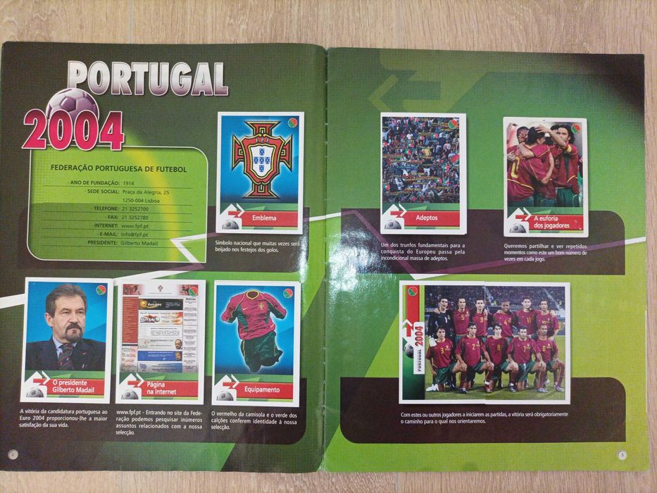 Caderneta completa Paixão Por Portugal Panini