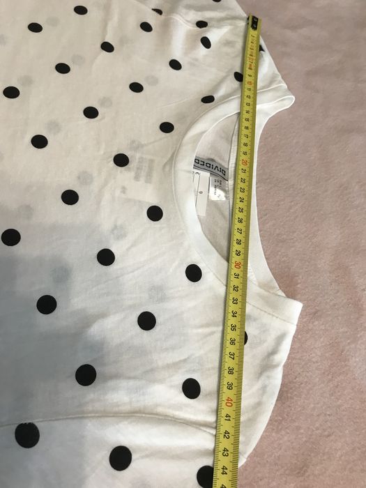 Biała bawełniana  bluzeczka w czarne kropki z krótkim rękawem H&M