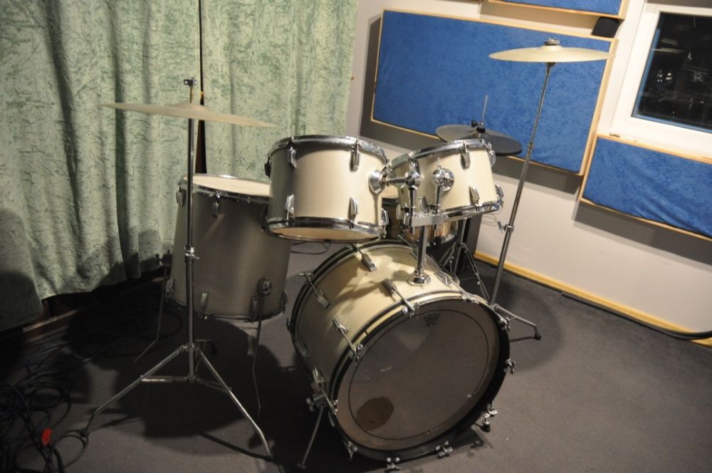 Perkusja Amati, kompletna, świetnie brzmiąca perkusja!