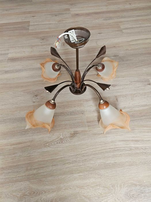 Żyrandol do salonu