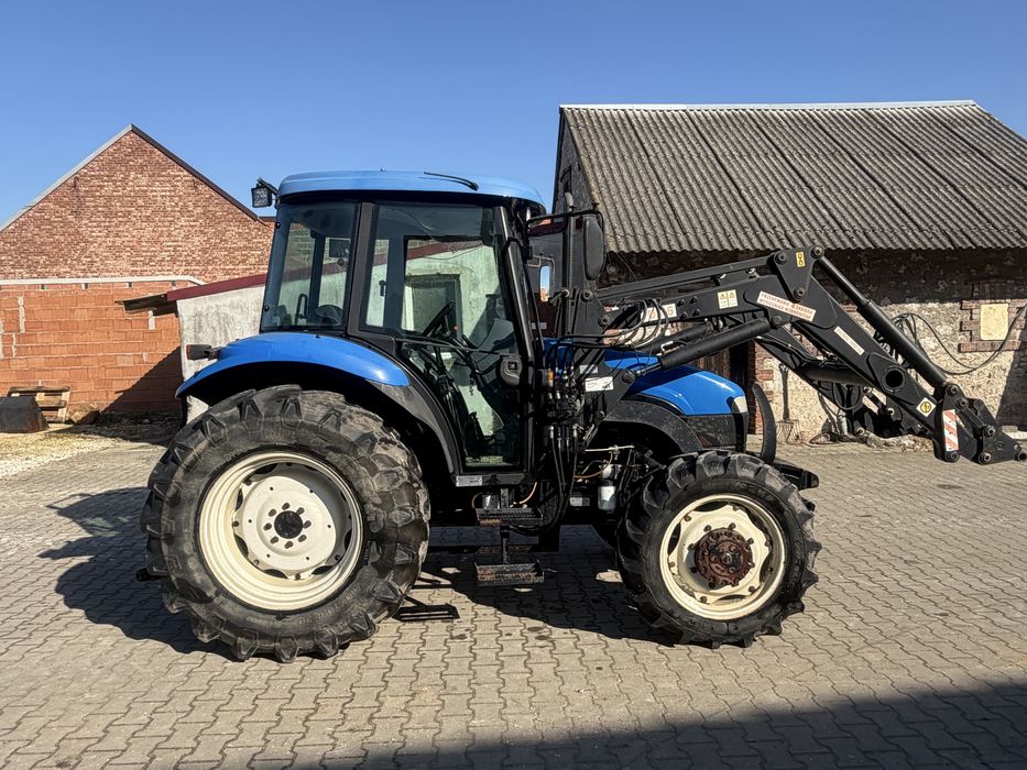 New Holland TD80D
