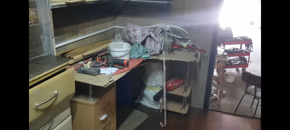 Причеп, дача, будинок і інше