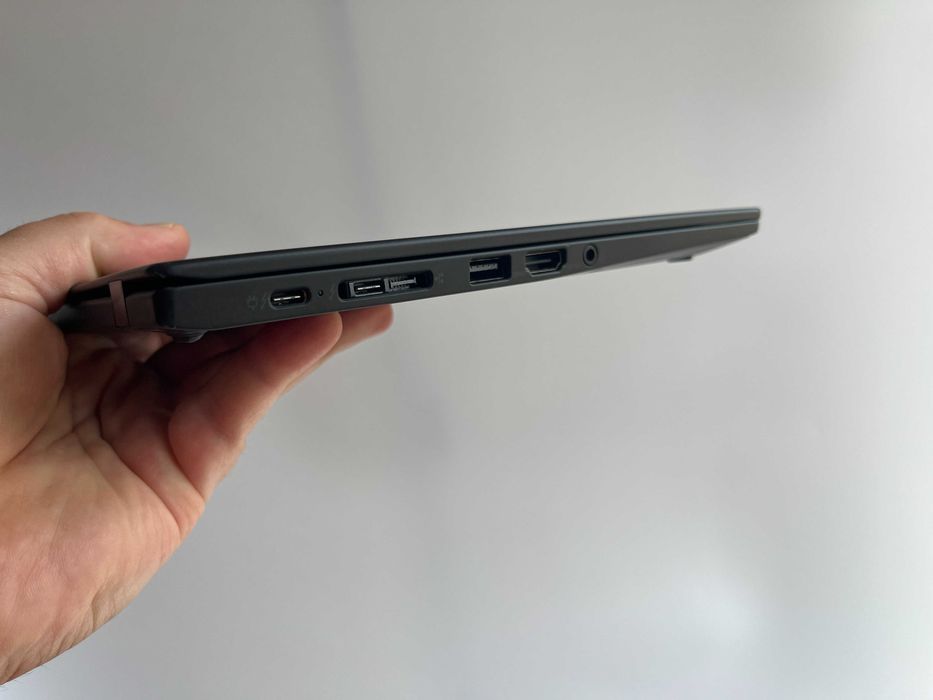 Lenovo THINKPAD X1 CARBON 7TH i5-8265U 16/256GB SSD Fhd W11P LTE FV23%