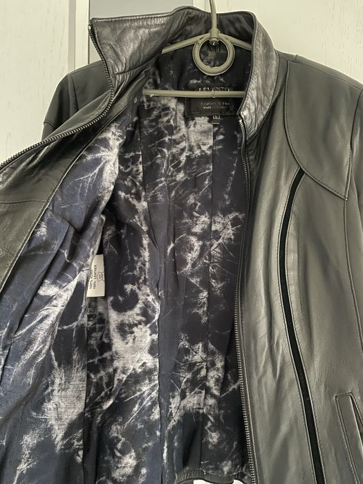 Шкіряна кожана куртка жакет, приталена, розмір S