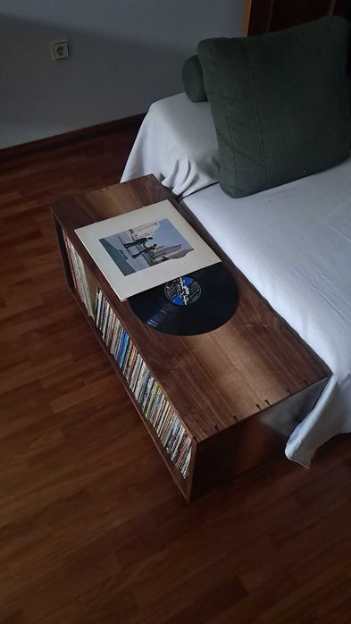 Móvel para discos de vinilo