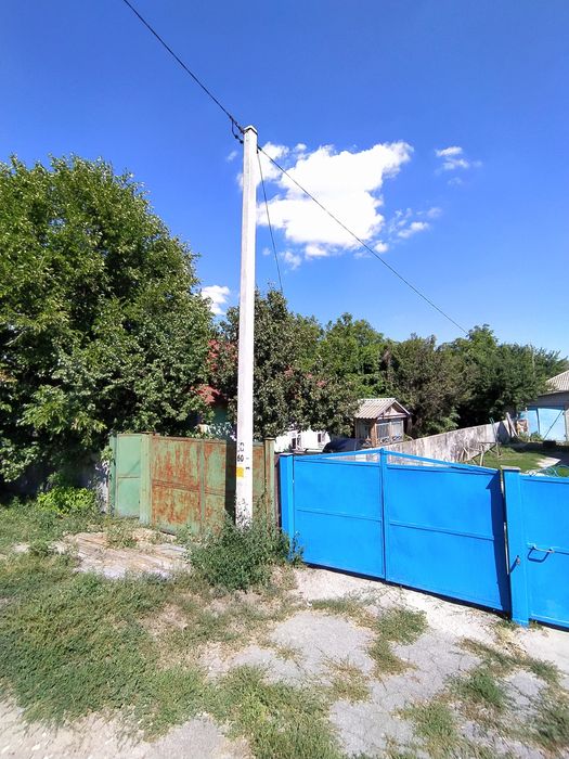 Продам власний будинок.Пів години від метро Лісова .