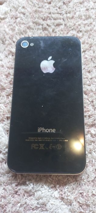 IPhone 4 рабочий но с айклаудом