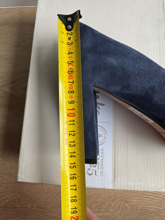 Туфлі Clarks на підборах