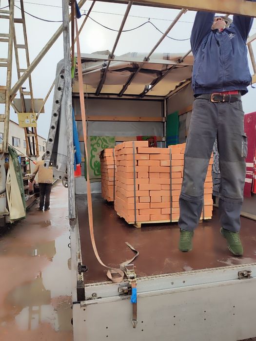 Вантажоперевезення по області та всієї України