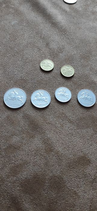 Продам Монеты разные