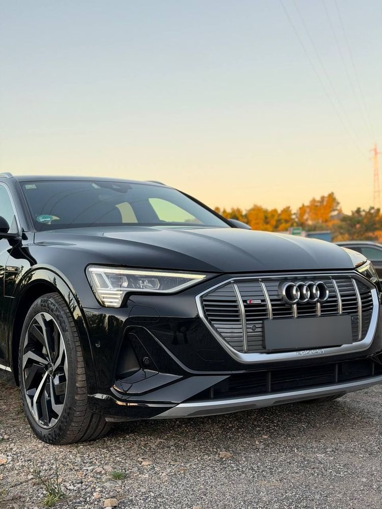 Audi e-tron 55 quattro S line