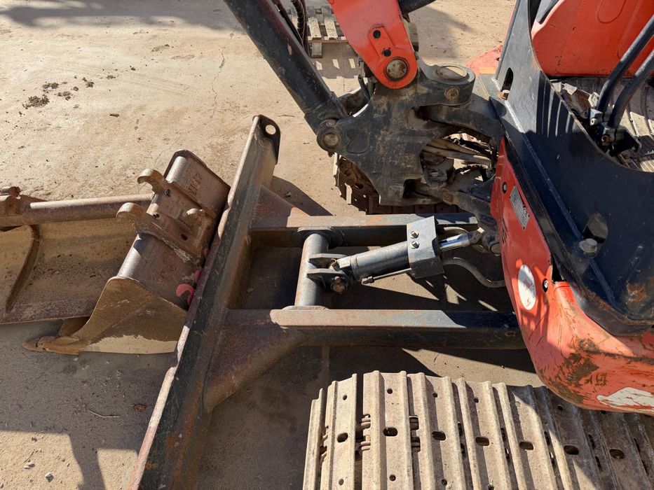 Mini giratoria kubota