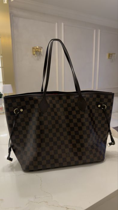 Louis Vuitton Neverfull