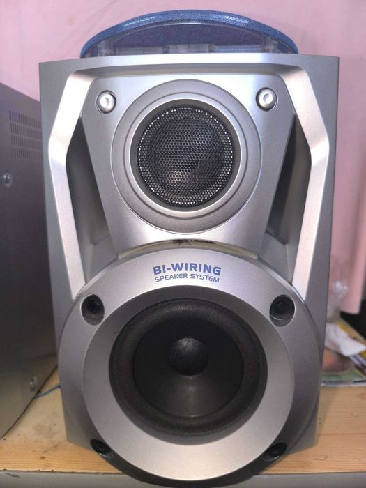 Wieża PANASONIC z głośnikami i pilotem cały komplet 5xCD