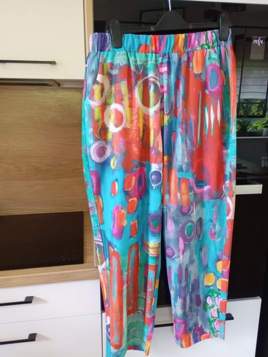 Nowe spodnie letnie bez metki.