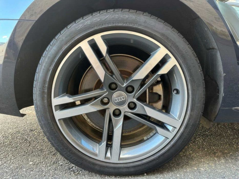 Audi A4 quattro Premium Plus      2017