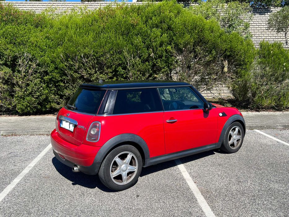 Mini Cooper D 2008471204175513528324