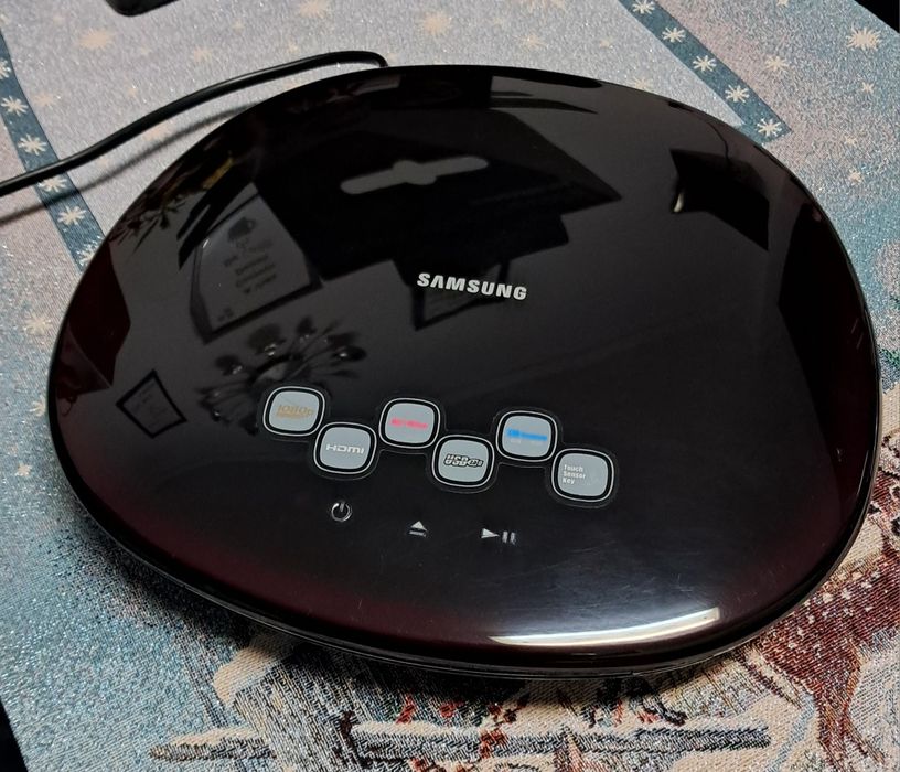 Leitor de DVD elegante compacto samsung