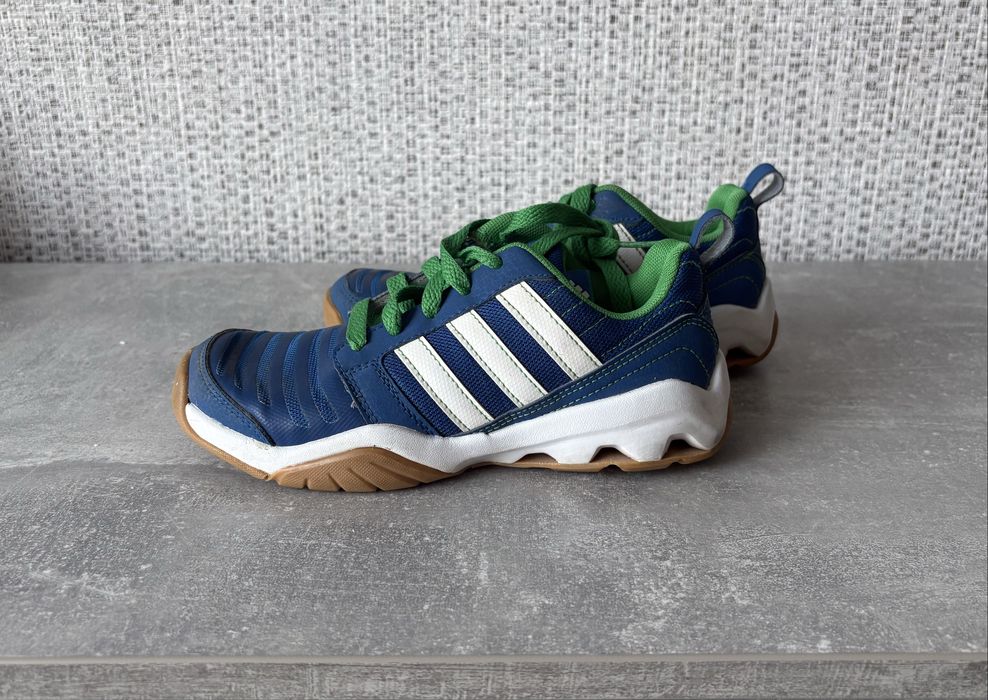 Кросівки Adidas на хлопчика (33 розмір)