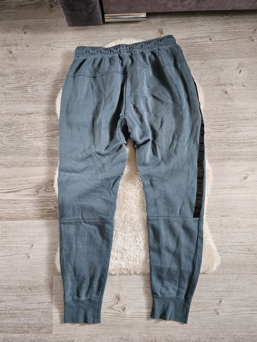 Spodnie dresowe Nike Air Max Rozmiar M Swoosh , Nike Dres , Dresy