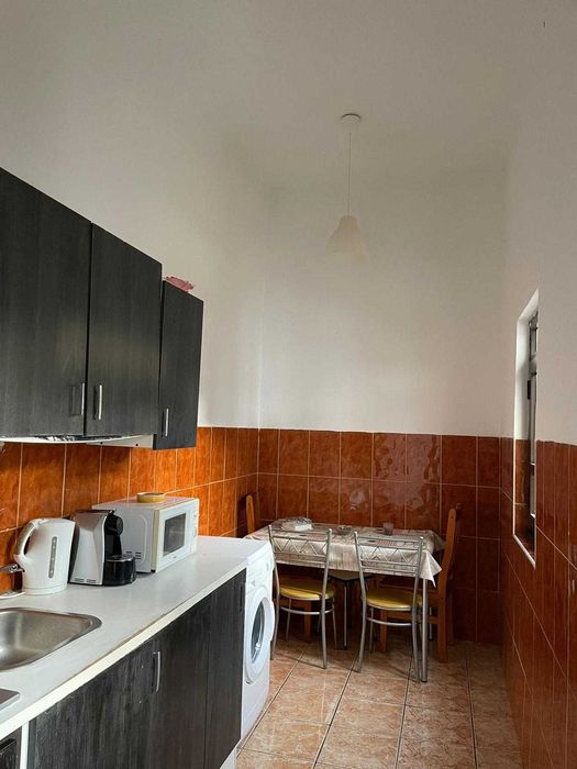 Arrenda-se Apartamento T2 com Jardim – Baixa do Porto