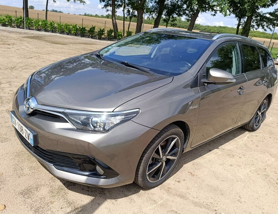 Toyota Auris 1.8 Hybrid 129tys km !