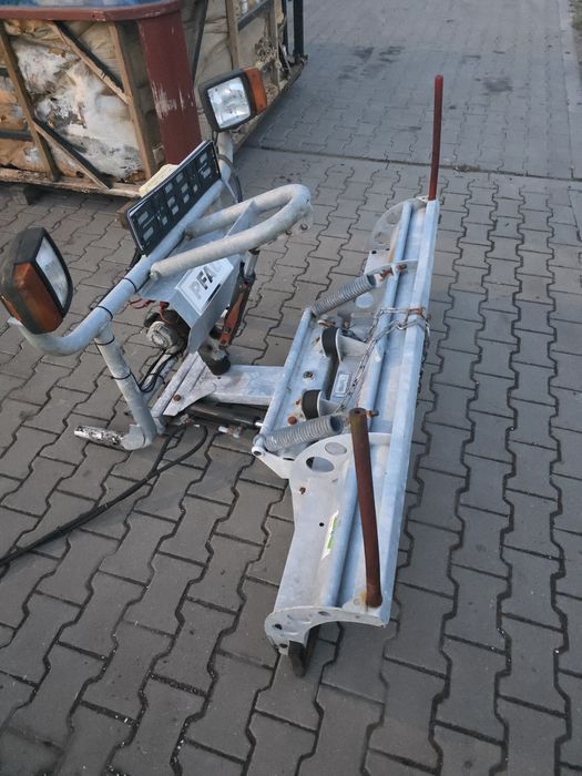 Plug do sniegu 12v elektryczny pickup pfau boss amarok navara jeep