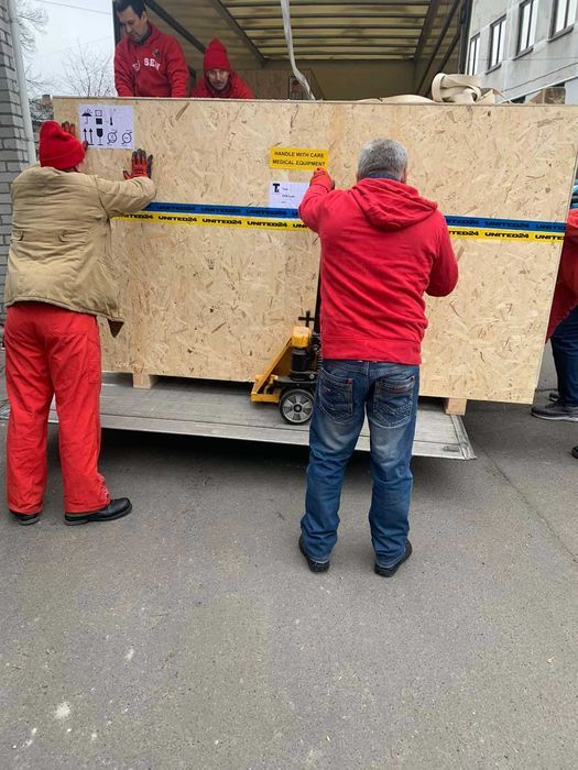 Услуги грузчиков., КИЇВ Занос стекла, зеркала, котлов.Офисный переезд.