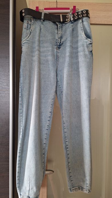 Продам джинсы.Турция.