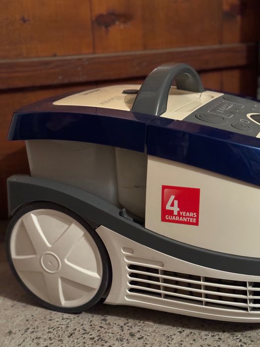 Пилосос Zelmer Aquawelt (мийний, з аквафільтром)