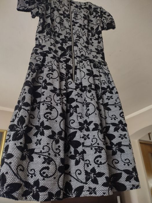 Sukienka rozmiar M