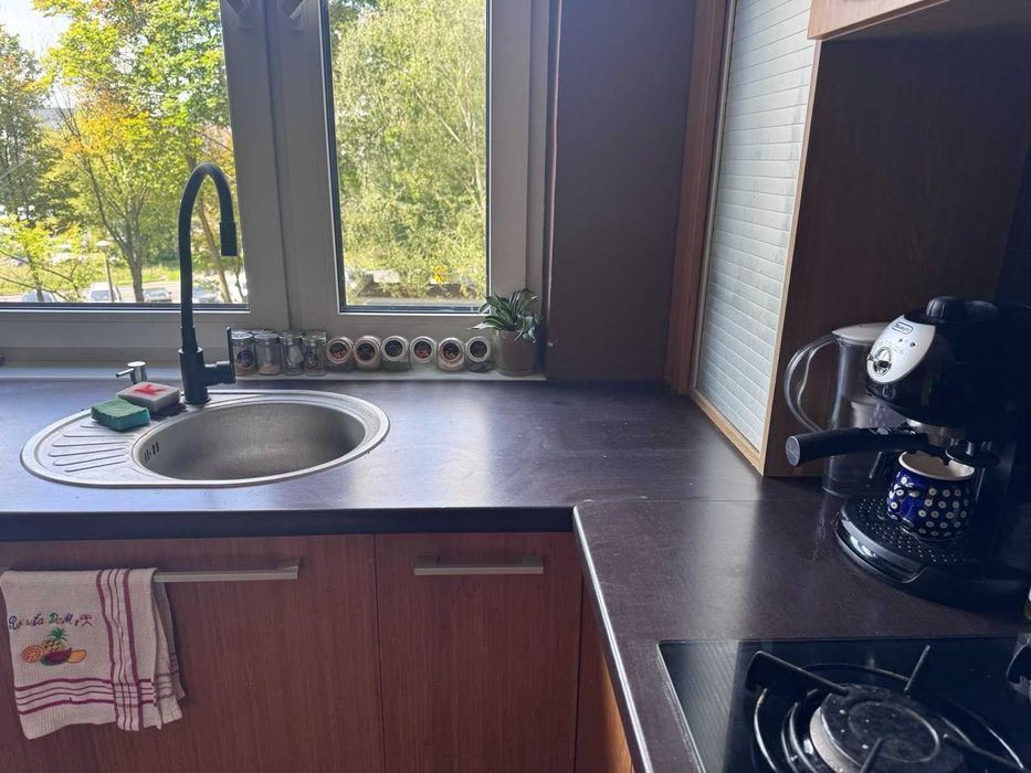 Satynowy owalny zlewozmywak