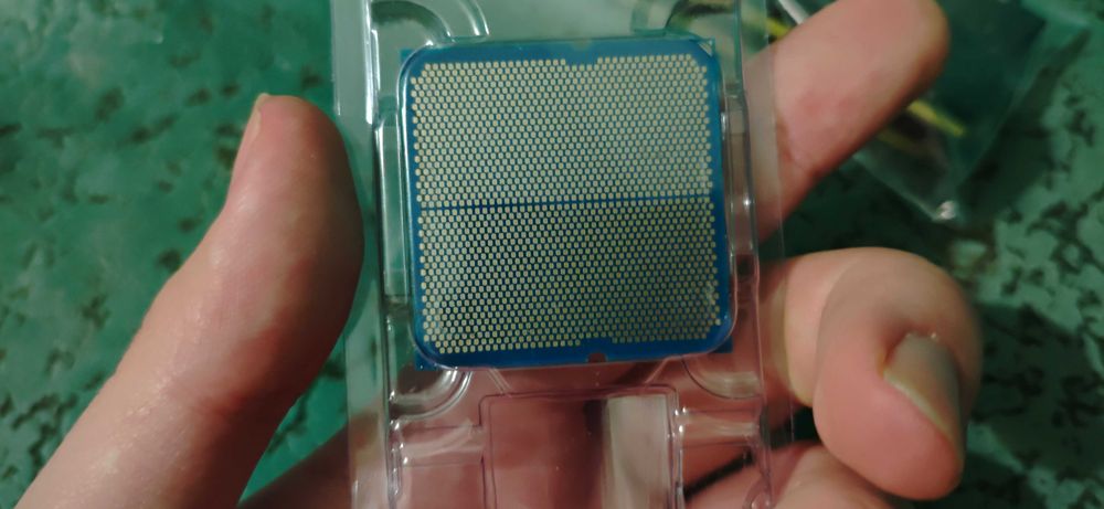 процессор Ryzen 5 7500f гарний стан