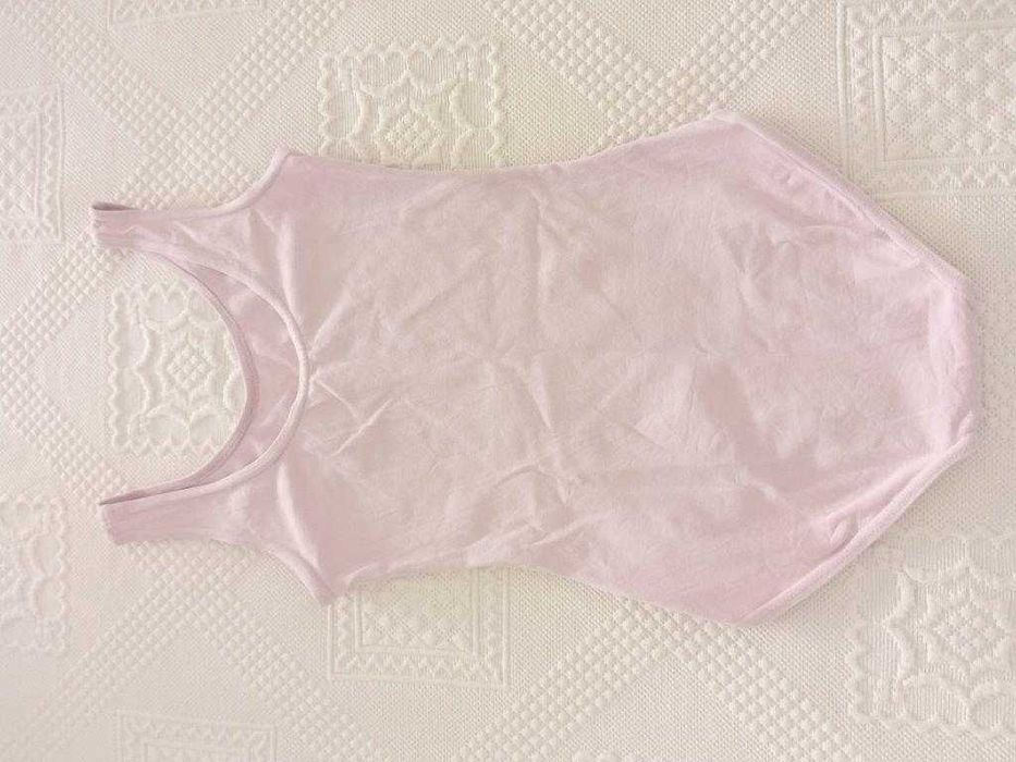 Maillot rosa para ballet e acessórios