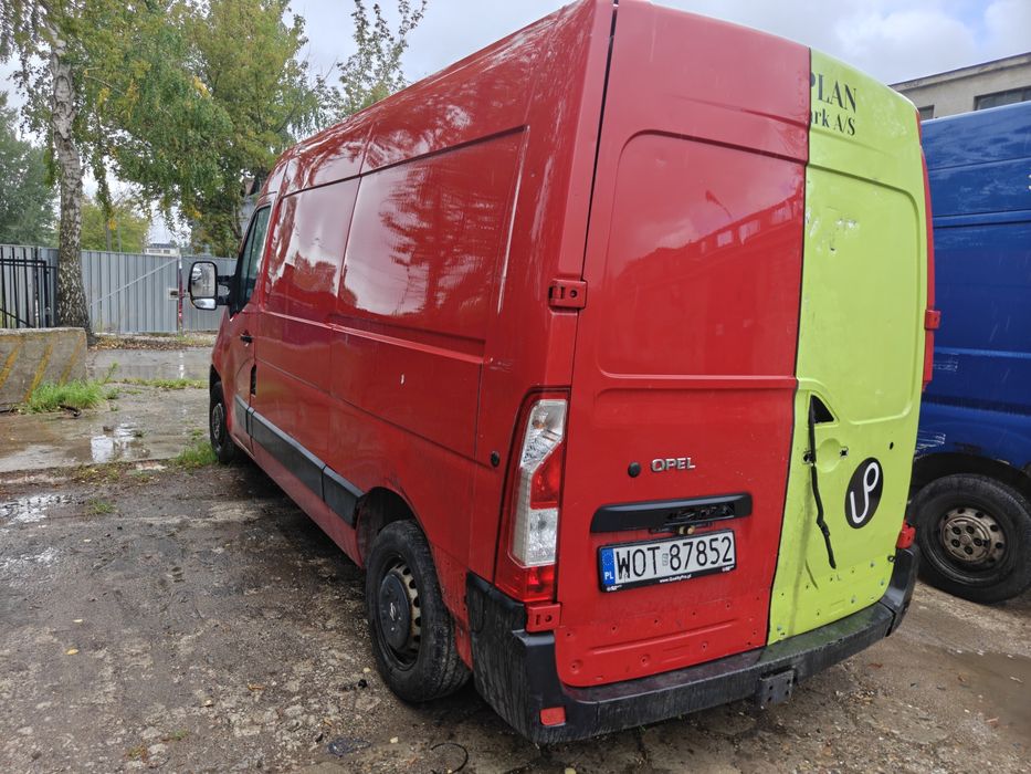 Opel Movano L2H2 2010r