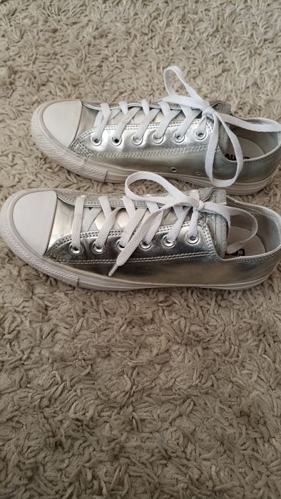 Srebrne trampki damskie Converse rozmiar 39