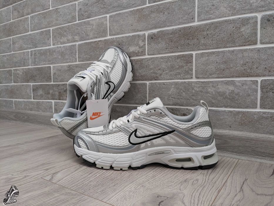 Кросівки жіночі ЛІТО Nike Air Max Moto 2K \ Найк Аир Макс Мото 2К \ розмір 37 - 41