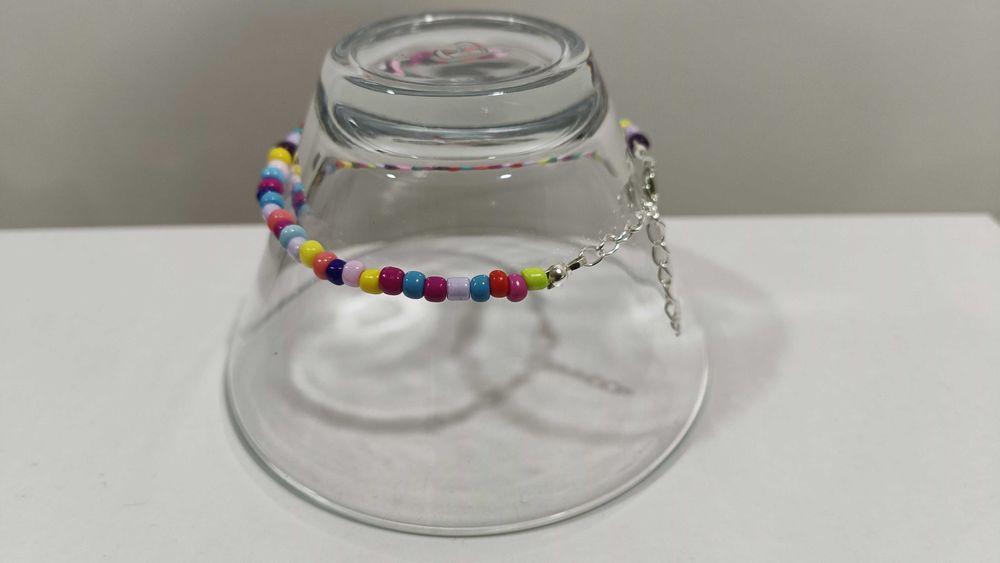 Pulseira de missangas para tornozelo