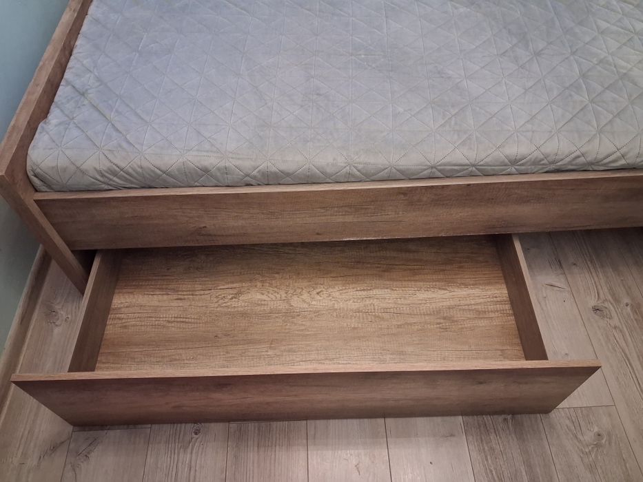 Łóżko dwuosobowe do sypialni