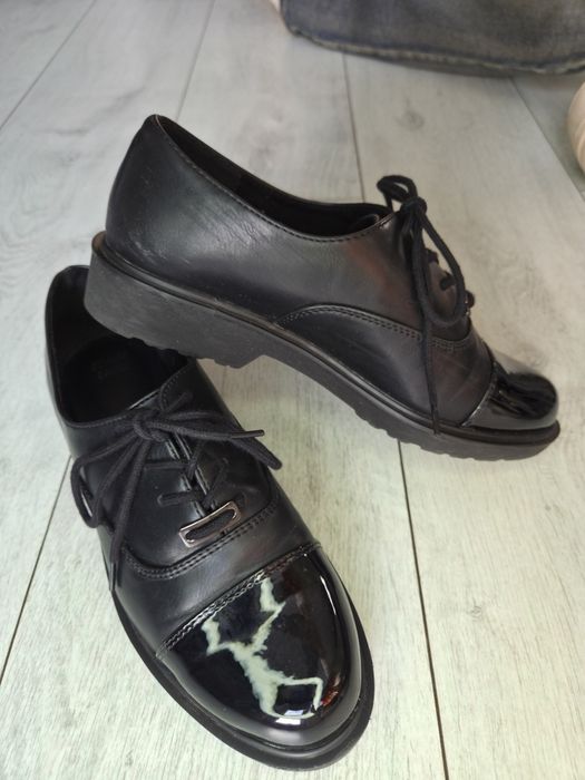 Eleganckie buty damskie