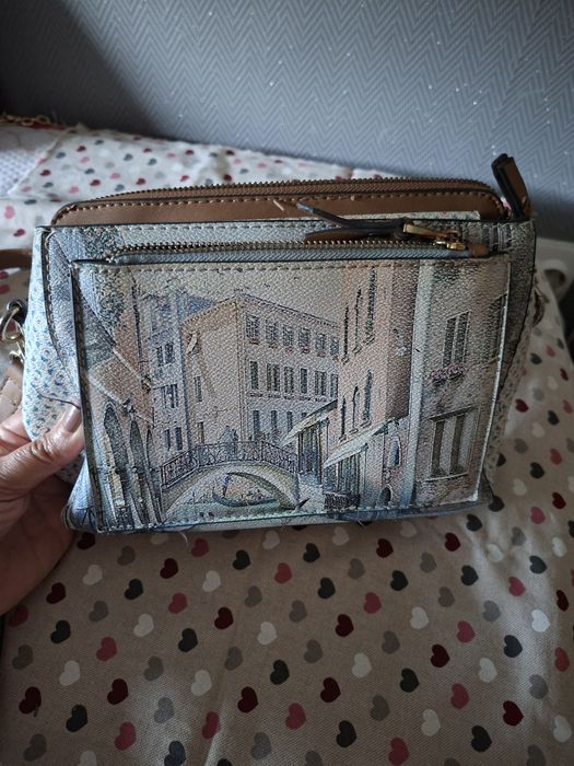 Mala pequena estilo Veneza com alça