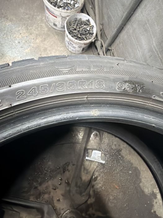 245/35r18 92Y Bridgestone Potenza s001 18 rok runflat 1szt