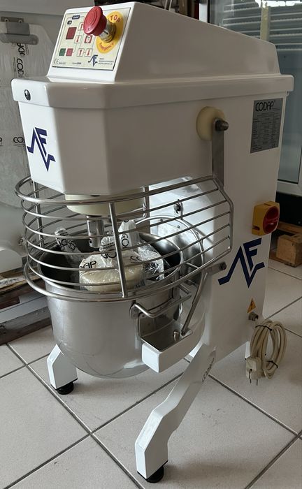 Batedeira Planetária FERNETO 10L =COM GARANTIA=