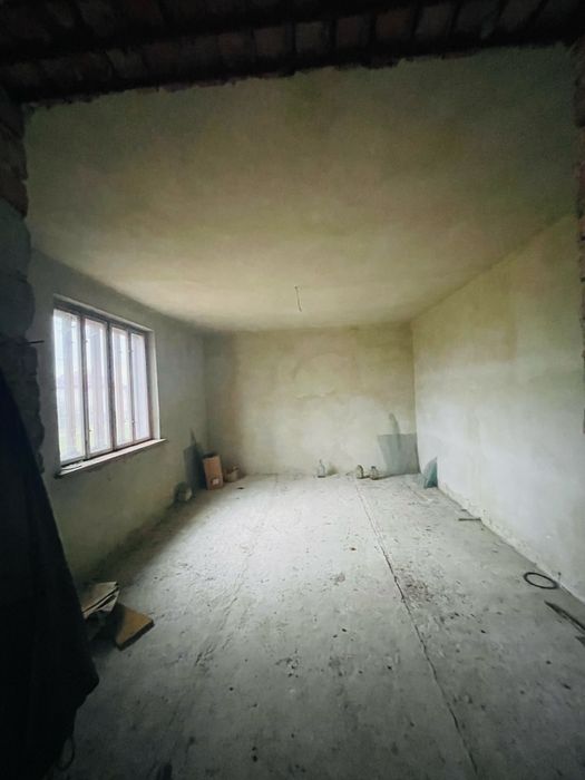 Незавершене будівництво 140 м² та технічна будівля