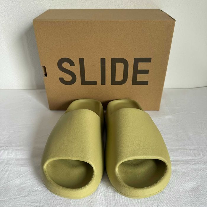 Yeezy Slide "Resin" - Tamanho 42