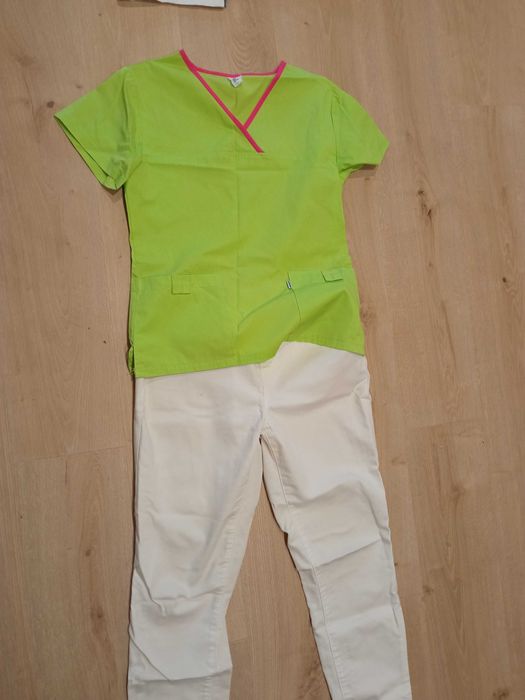 Mundurek medyczny S/M