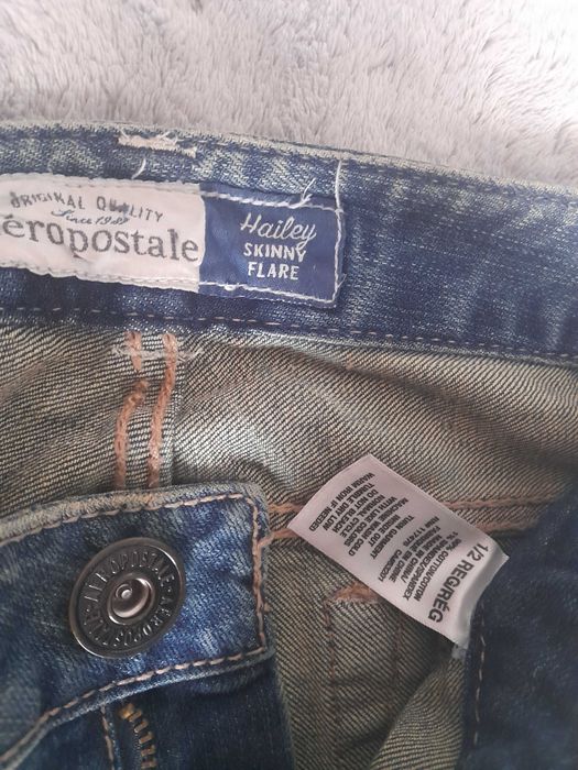 Jeansy, spodnie AEROPOSTALE rozmiar 1/2, dzwony