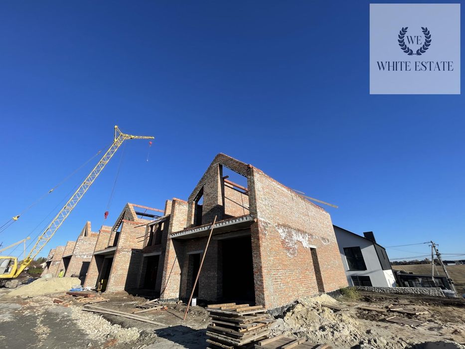 Продаж дуплекс с.Підгородне