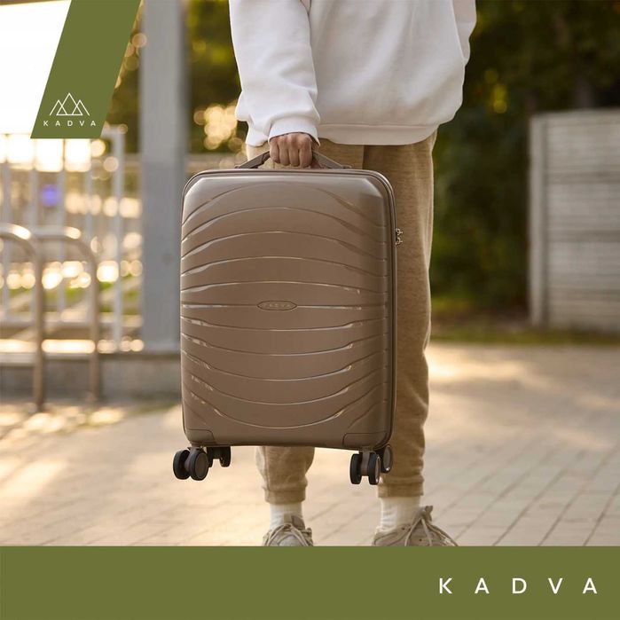 Walizka podróżna KADVA Brava 40 l beżowa 55x40x20 kabinowa MAŁA