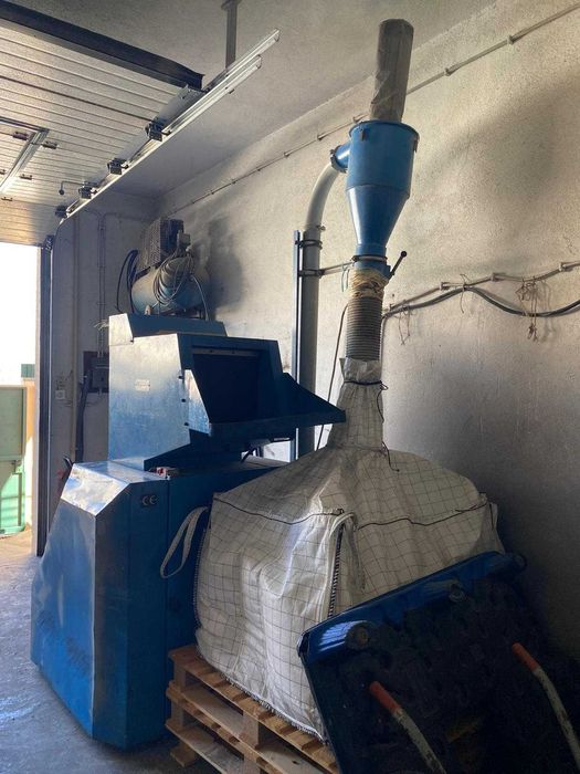 Venda de Moinho de Plástico XRT.32.42 – Ano de Fabrico: 1997